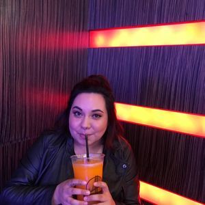 Meet your Posher, Sabrina